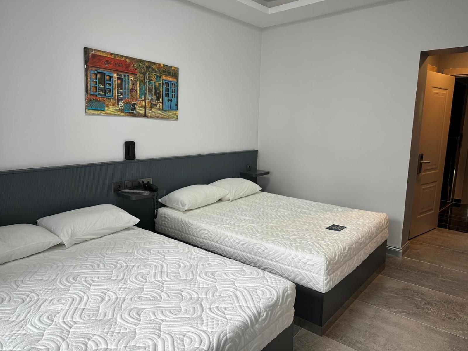 Grand Fm Hotel Istanbul Bagian luar foto
