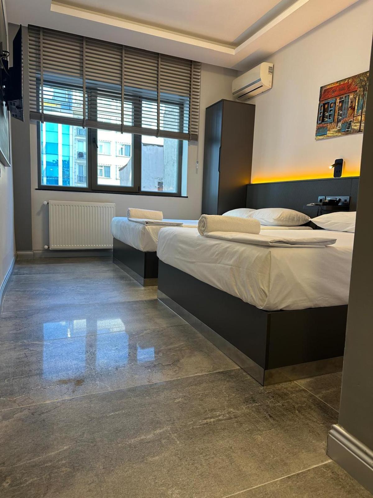 Grand Fm Hotel Istanbul Bagian luar foto