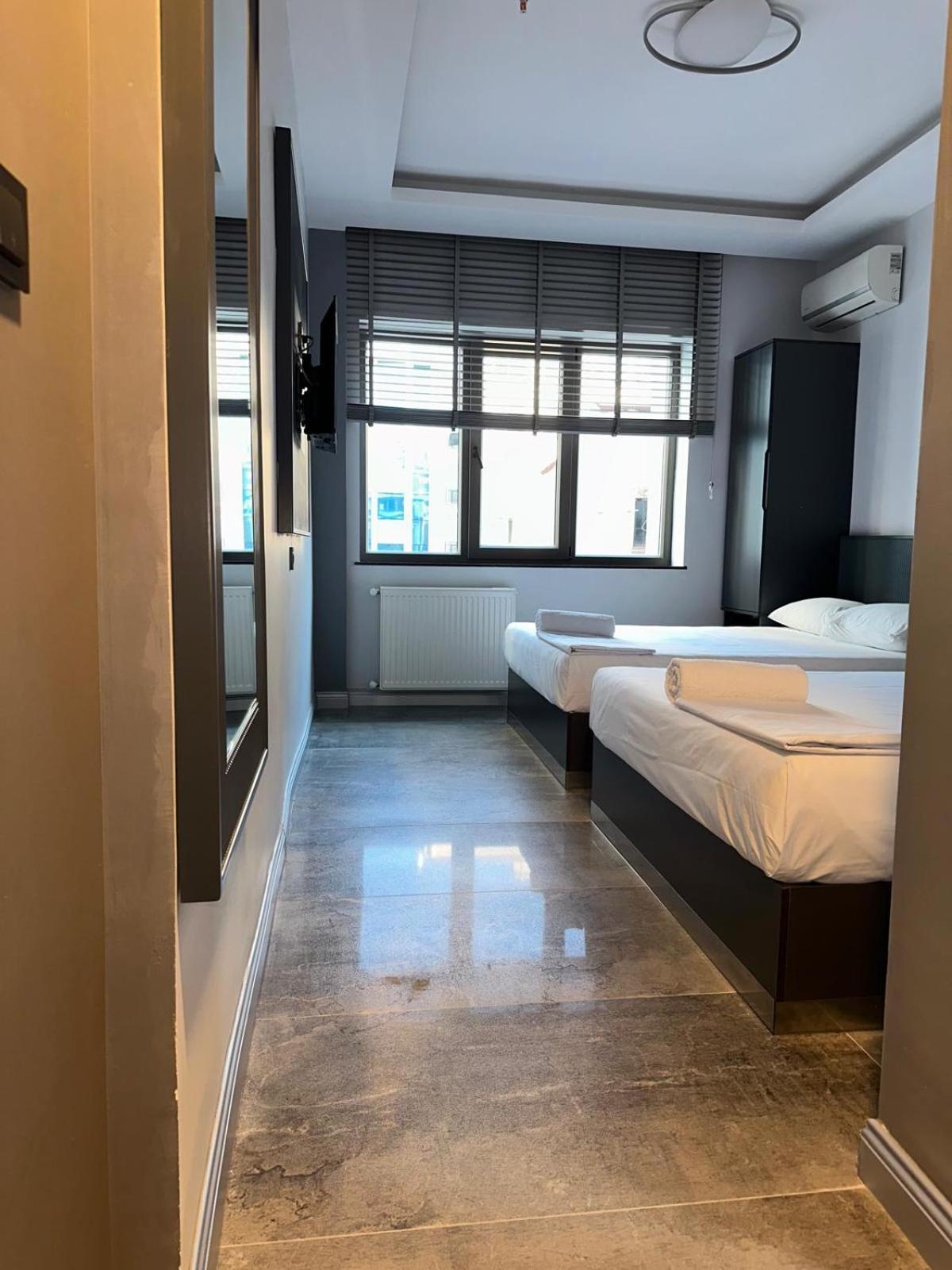 Grand Fm Hotel Istanbul Bagian luar foto